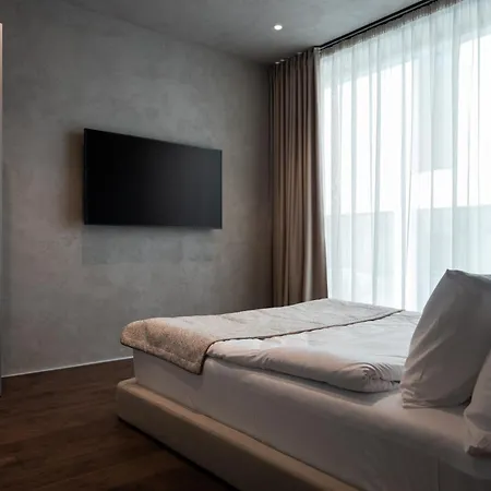 Velvet By Fomich Hotel *
